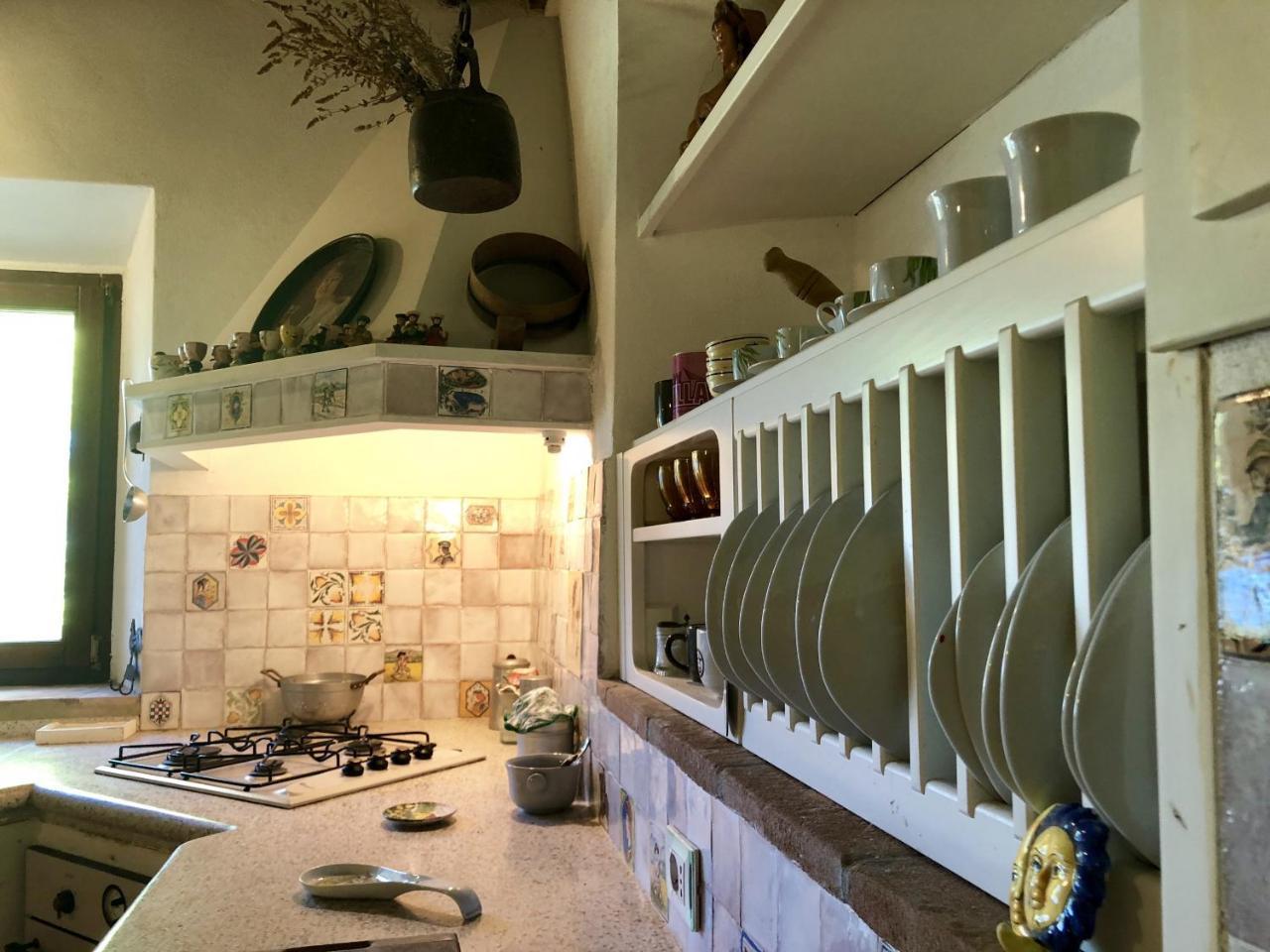 גוארדיסטאלו Haus Malerin - Meerblick, Umzaeunter Garten By Toscanatour מראה חיצוני תמונה