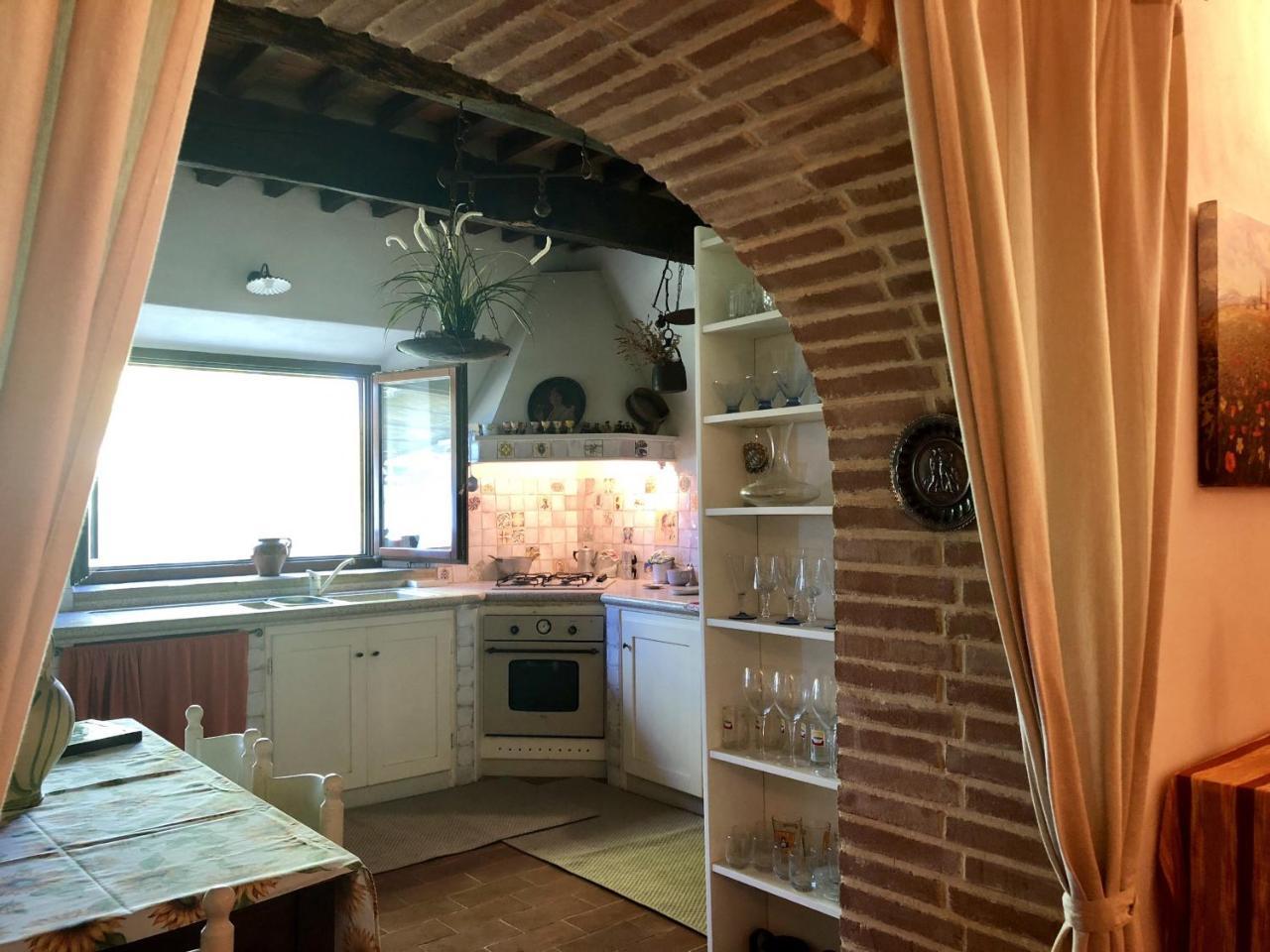גוארדיסטאלו Haus Malerin - Meerblick, Umzaeunter Garten By Toscanatour מראה חיצוני תמונה